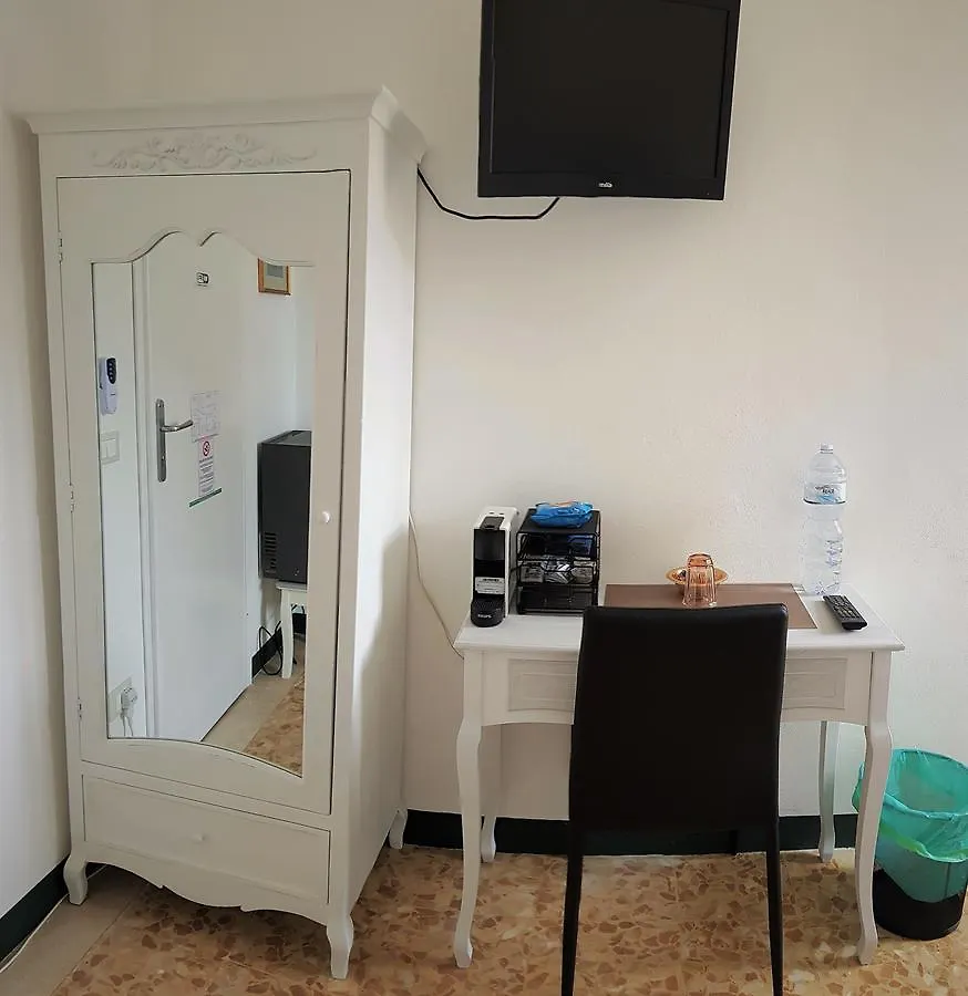 Le Midi Versilia Lido di Camaiore 3*,  Itália