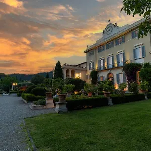 Scorzi - Relais De Charme (adults Only) Couette-café