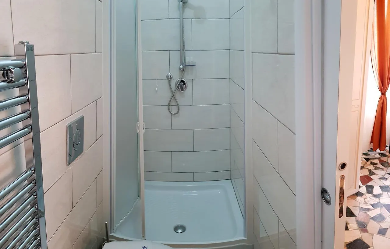 Le Midi Versilia Bed & Breakfast Lido di Camaiore Italy